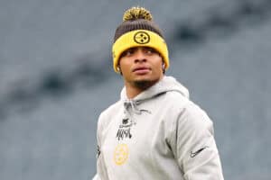 PHILADELPHIA, PENNSYLVANIA - DECEMBER 15: Justin Fields #2 of the Pittsburgh Steelers warms up before a game against the Philadelphia Eagles at Lincoln Financial Field on December 15, 2024 in Philadelphia, Pennsylvania.